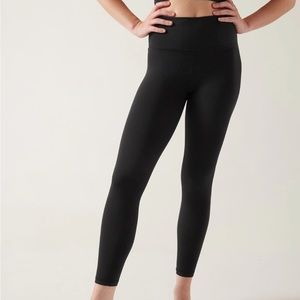 Athleta Transcend 7/8 Tight